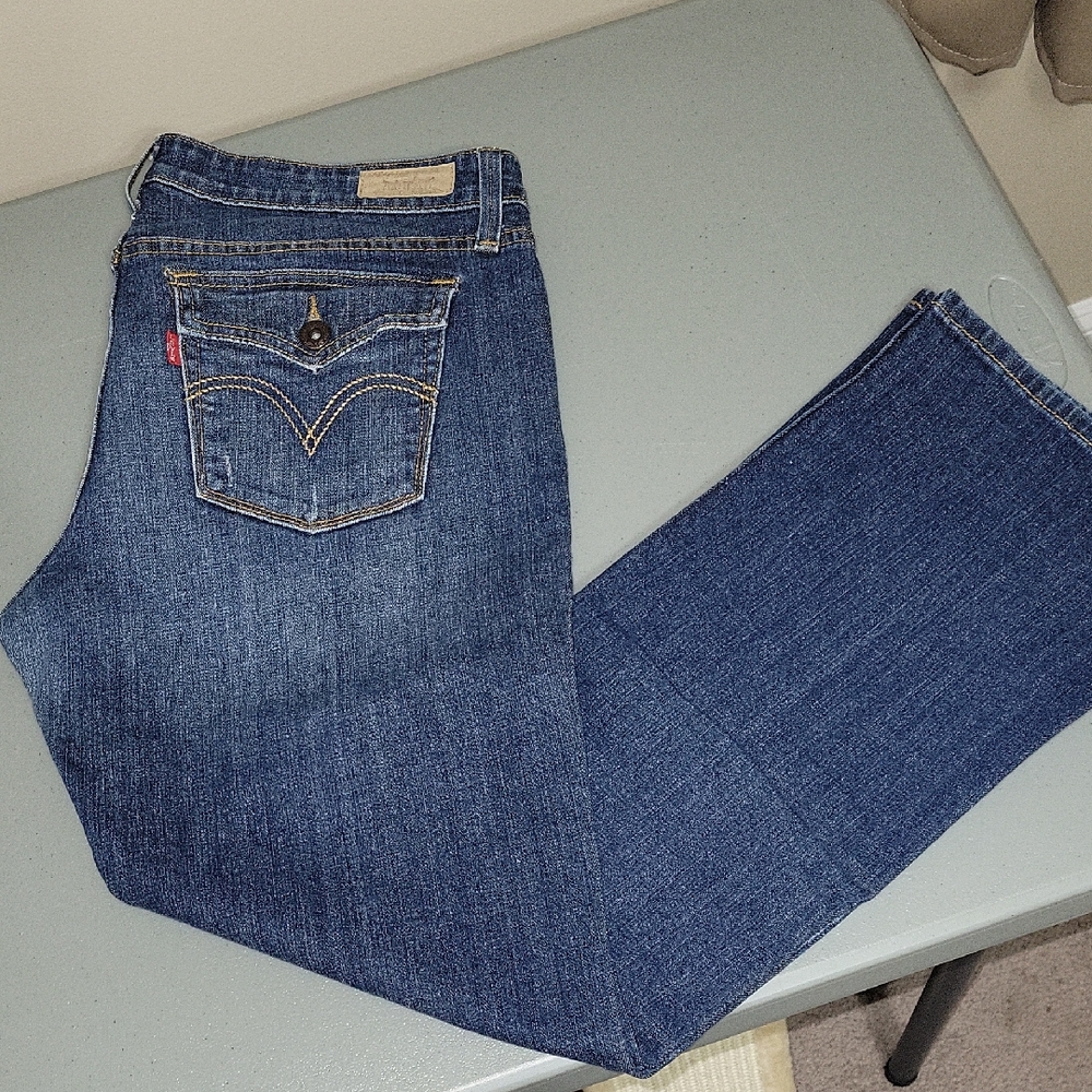 Levi's Women's 545 Low-rise Boot Cut  12S